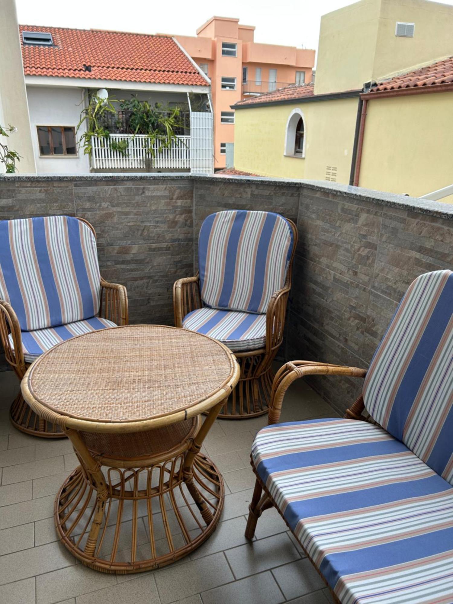 Holiday Alghero Kennedy 76A Bagian luar foto